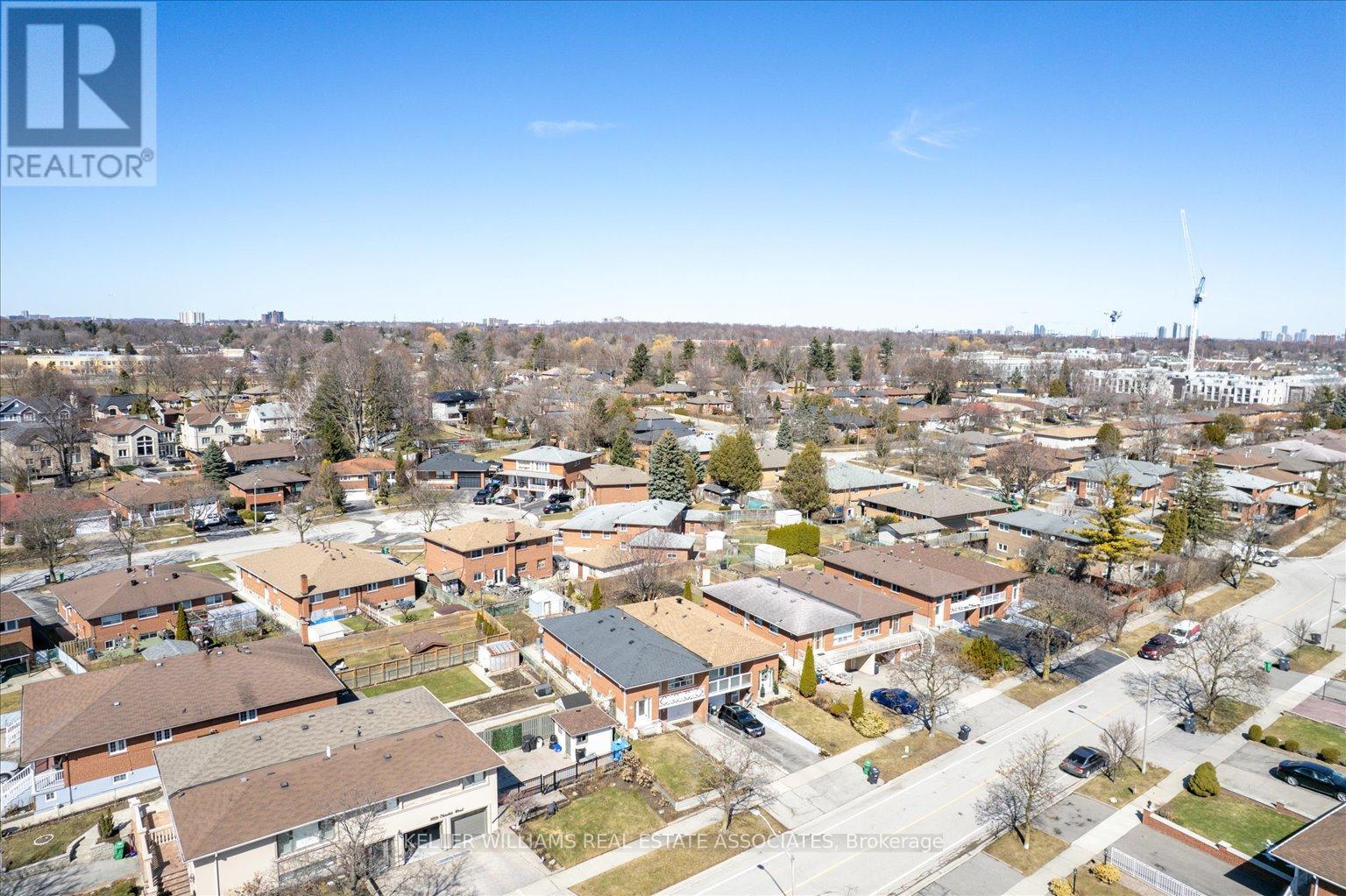 1127 Claredale Road, Mississauga, Ontario  L5G 1T7 - Photo 48 - W12098671