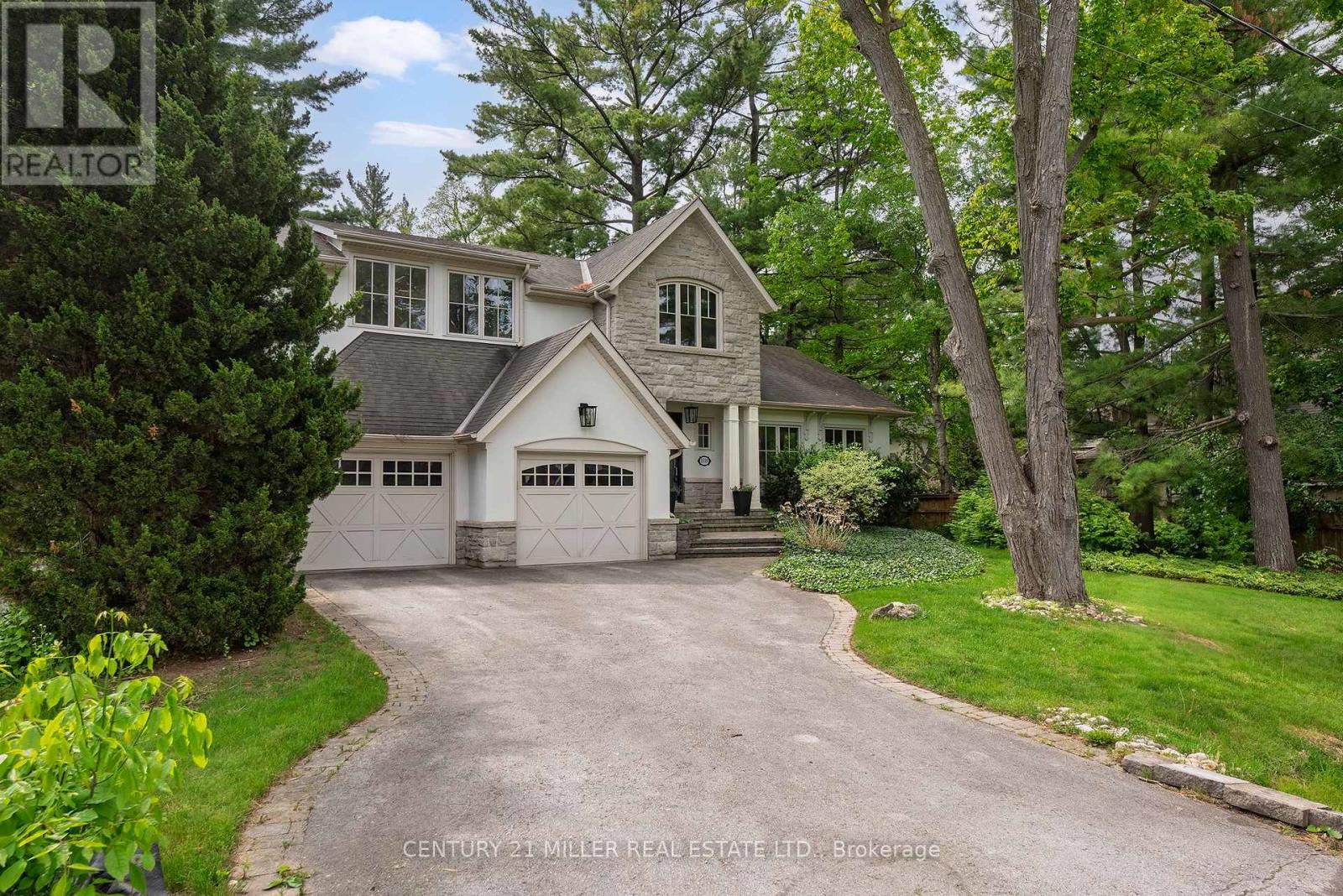 1310 Duncan Road, Oakville, Ontario  L6J 2P8 - Photo 2 - W12131667