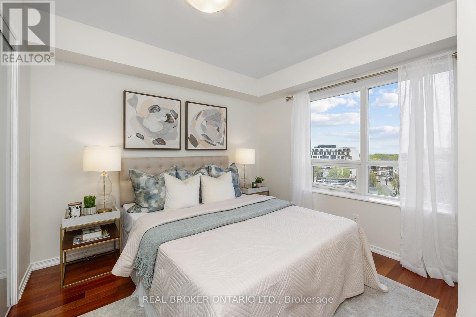 718 - 61 Heintzman Street, Toronto, Ontario  M6P 5A2 - Photo 11 - W12141486