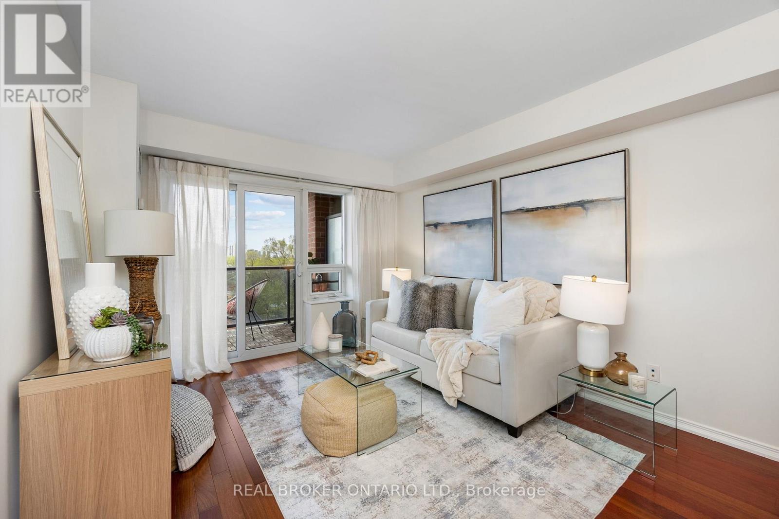718 - 61 Heintzman Street, Toronto, Ontario  M6P 5A2 - Photo 2 - W12141486