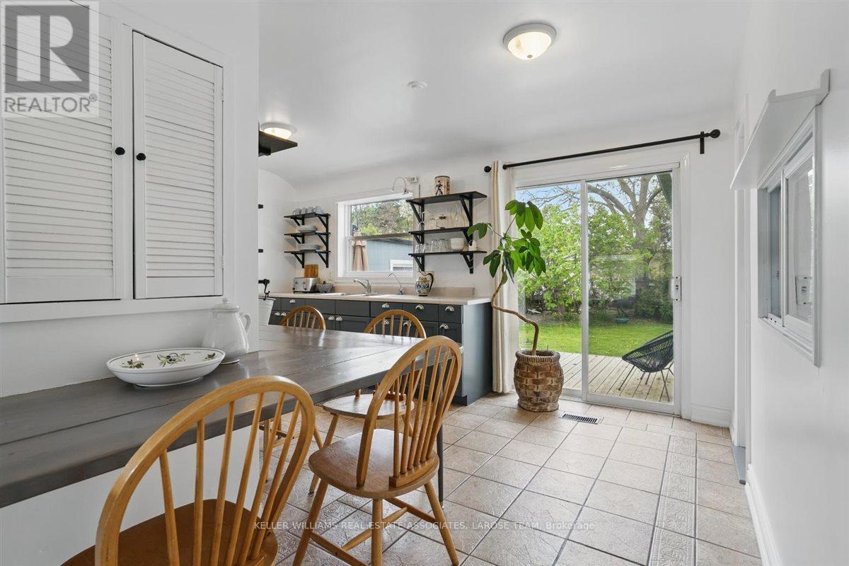 309 Felan Avenue, Oakville, Ontario  L6K 2X9 - Photo 12 - W12153705