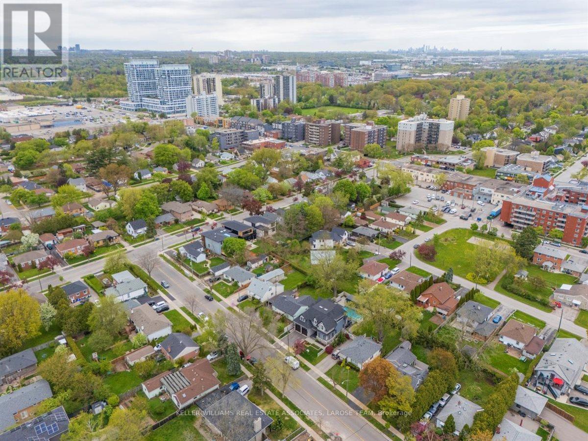 309 Felan Avenue, Oakville, Ontario  L6K 2X9 - Photo 48 - W12153705