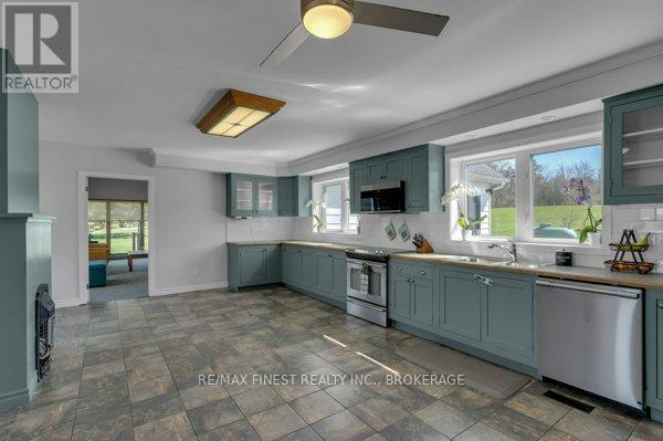 5002 Highway 2, Gananoque, Ontario  K7G 2V6 - Photo 6 - X12190036