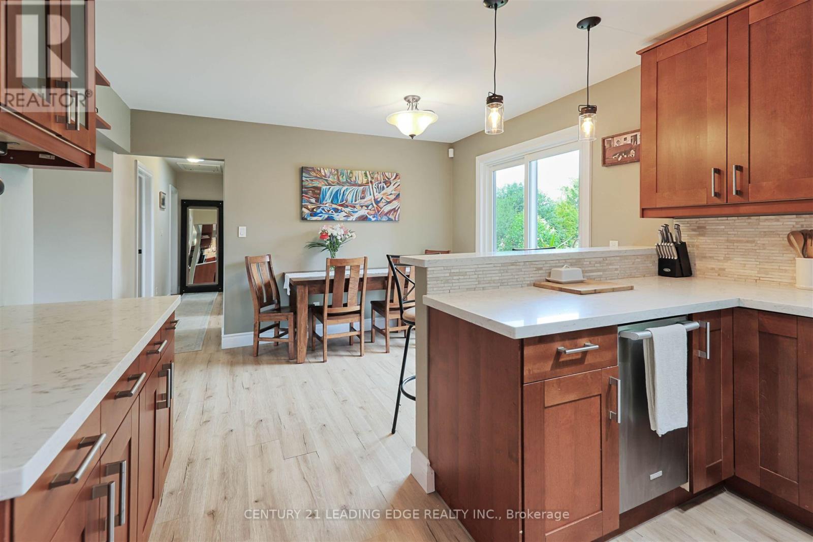 8276 White Church Road E, Hamilton, Ontario  L0R 1W0 - Photo 7 - X12188770