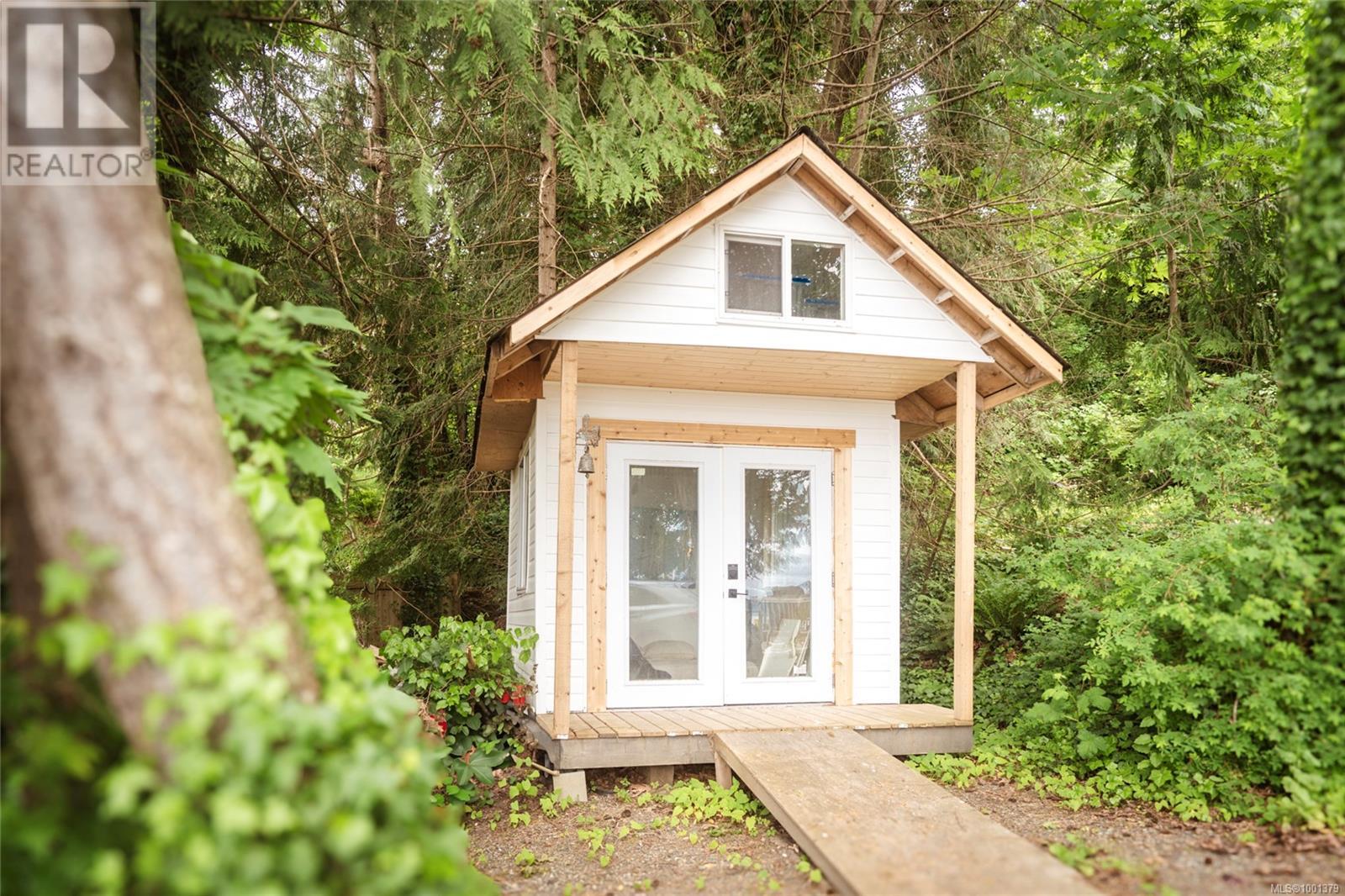 6641 Island Hwy W, Bowser, British Columbia  V0R 1G0 - Photo 26 - 1001379