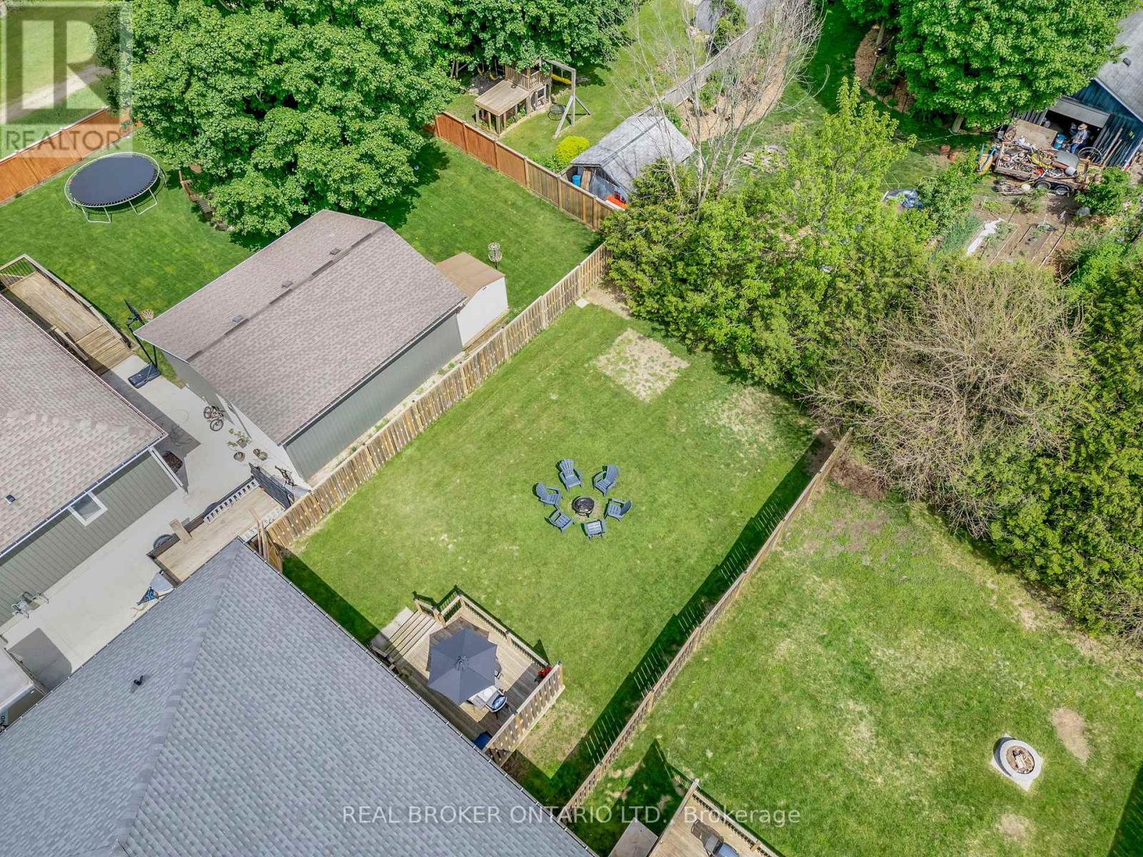 9215 Alward Street, Bayham (Straffordville), Ontario  N0J 1Y0 - Photo 50 - X12189888