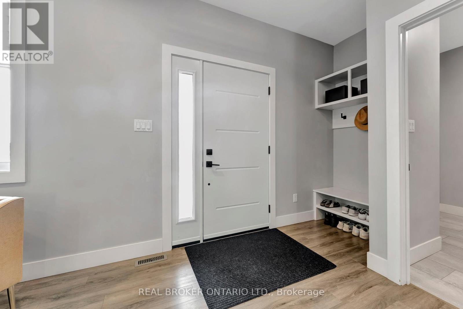 9215 Alward Street, Bayham, Ontario  N0J 1Y0 - Photo 8 - X12189888