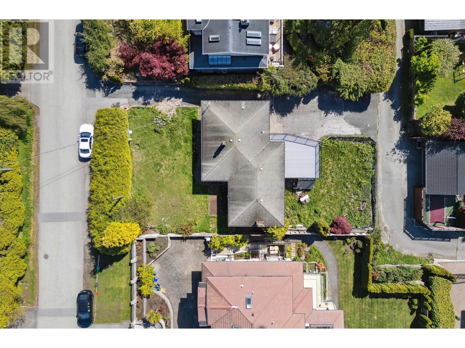 1158 Queens Avenue, West Vancouver, British Columbia  V7S 2K2 - Photo 4 - R2995902