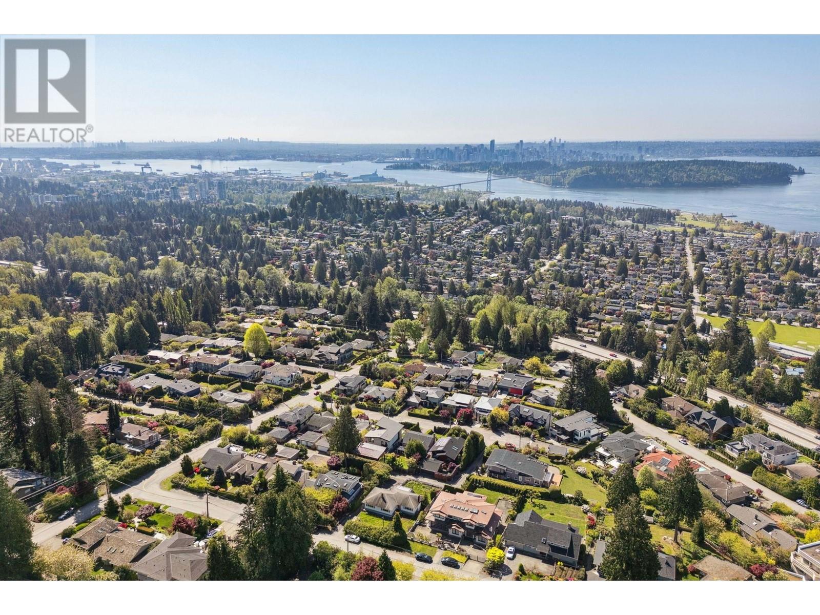 1158 Queens Avenue, West Vancouver, British Columbia  V7S 2K2 - Photo 11 - R2995902