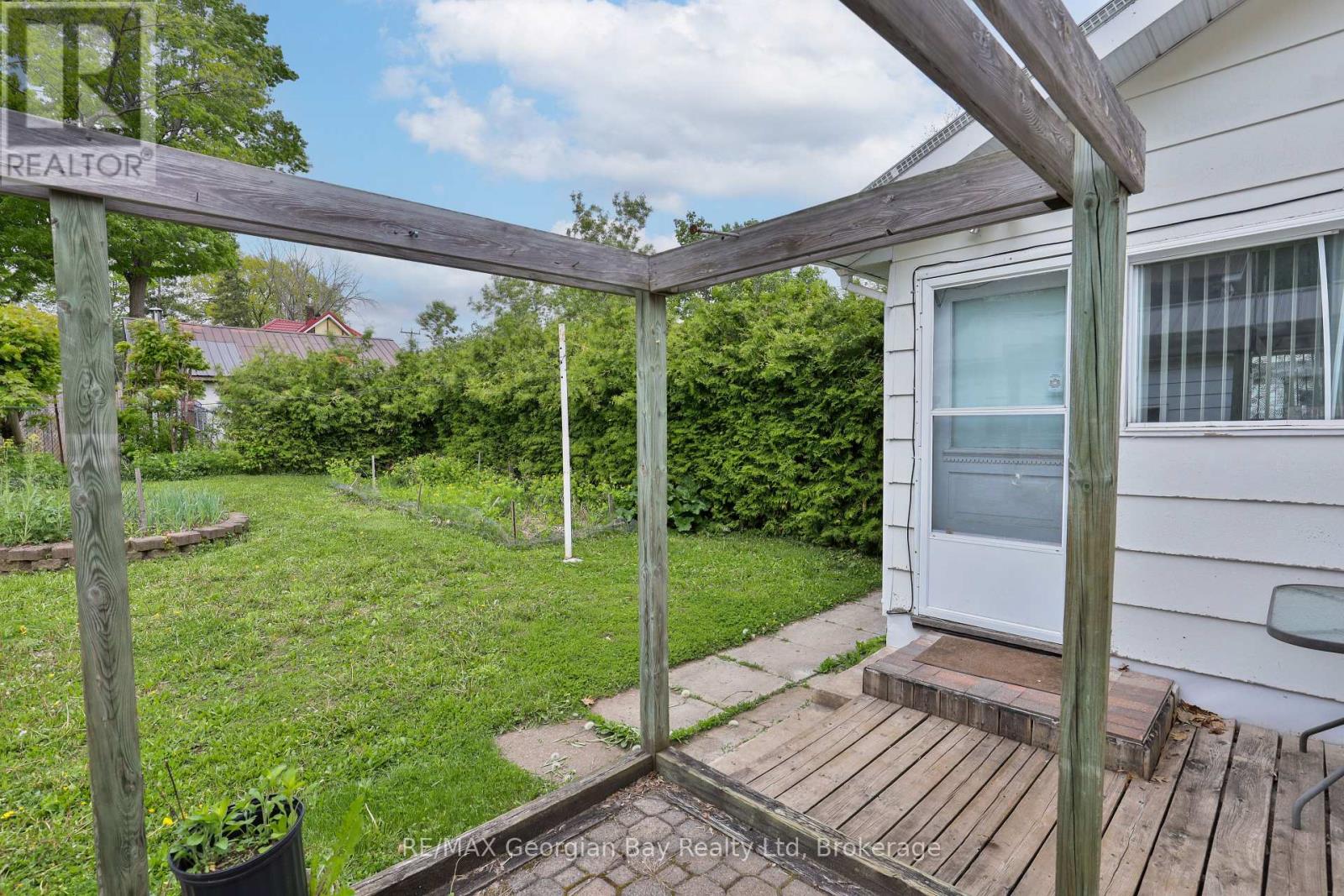 770 Sixth Avenue, Tay, Ontario  L0K 1R0 - Photo 20 - S12190058