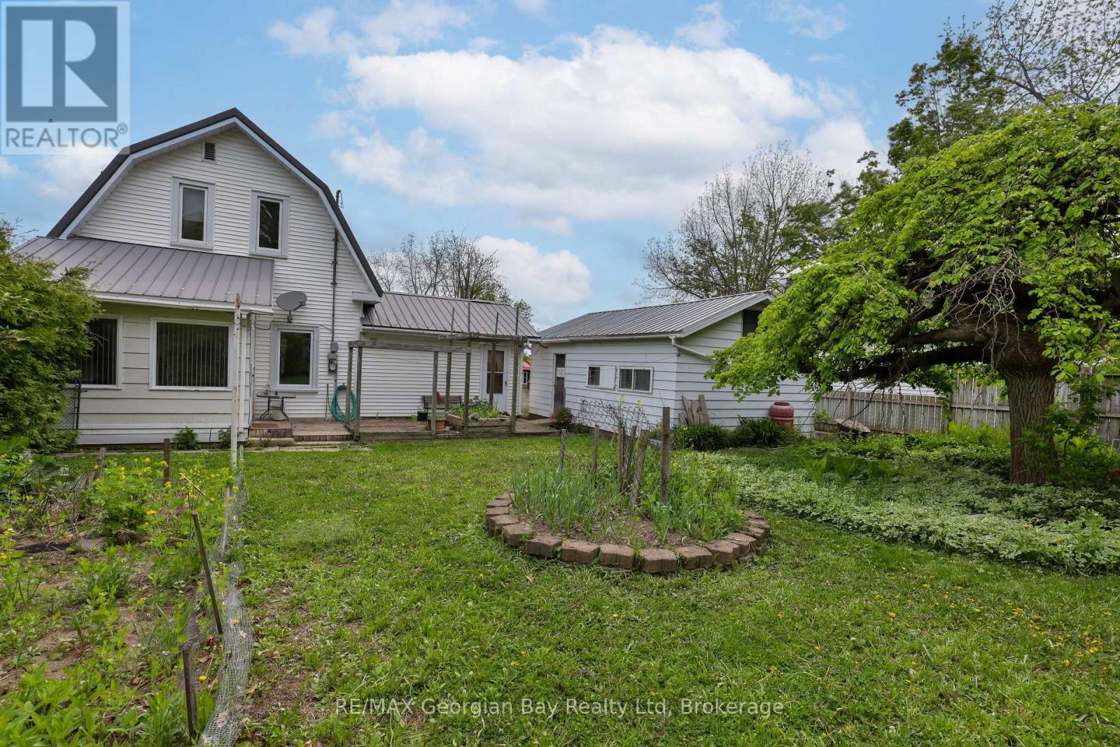 770 Sixth Avenue, Tay, Ontario  L0K 1R0 - Photo 24 - S12190058