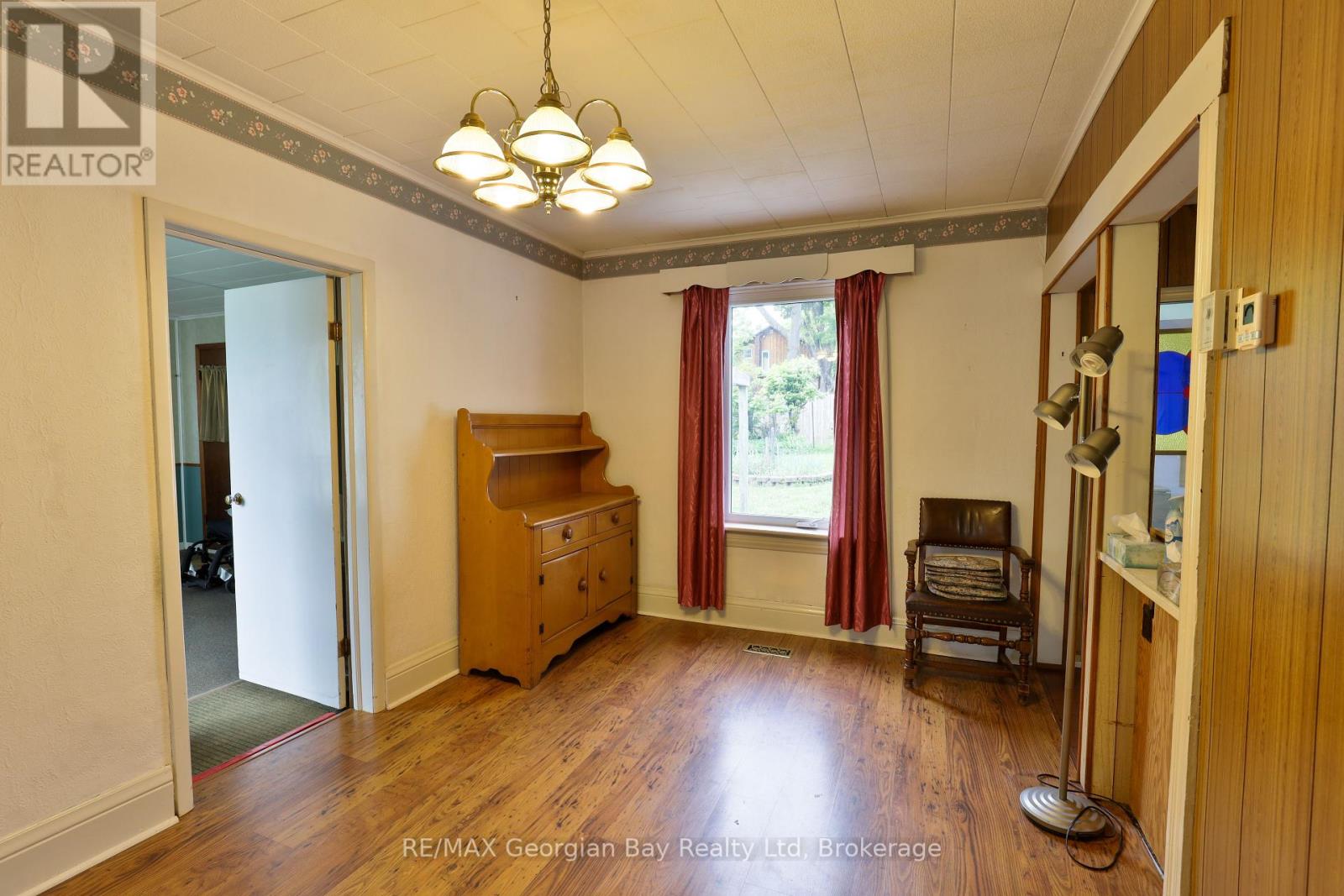 770 Sixth Avenue, Tay, Ontario  L0K 1R0 - Photo 6 - S12190058