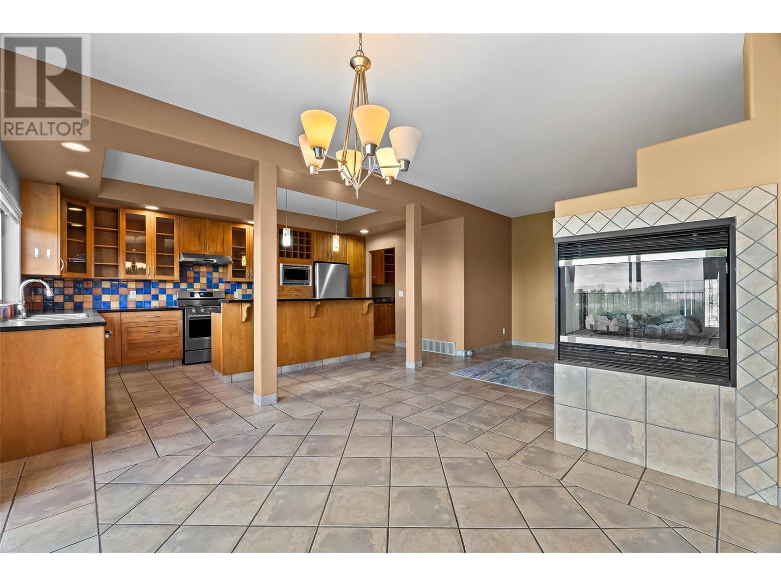 776 Dunrobin Drive Unit# 3, Kamloops, BC V1S1X9