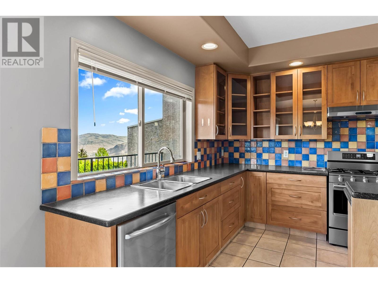 776 Dunrobin Drive Unit# 3, Kamloops, BC V1S1X9