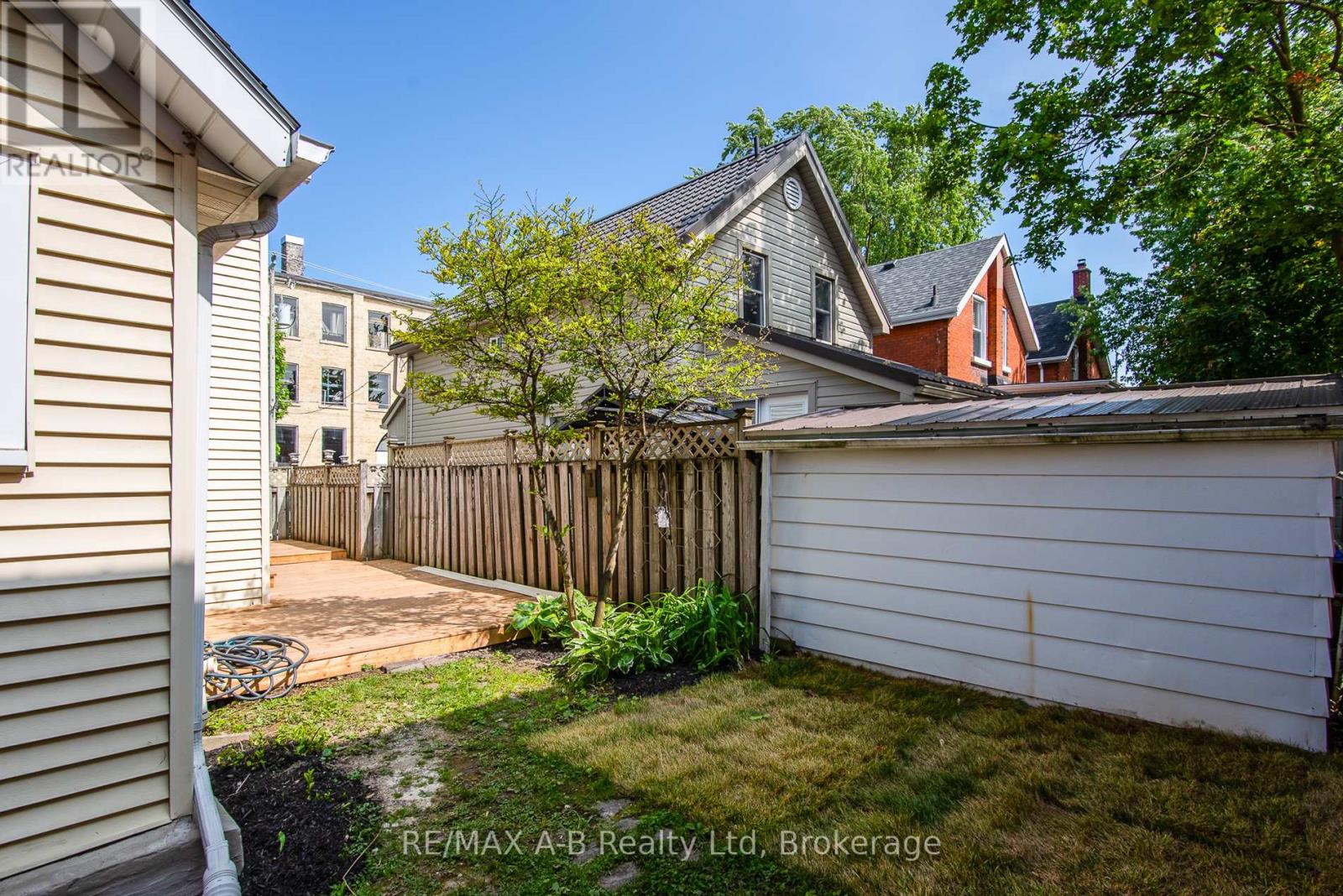 124 King Street, Stratford, Ontario N5A 4R9 - Photo 6 - X12190042