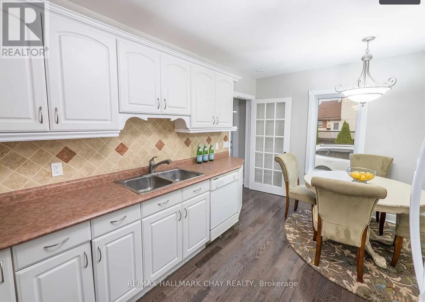 99 John Street W, Barrie, Ontario  L4N 2K7 - Photo 4 - S12188601
