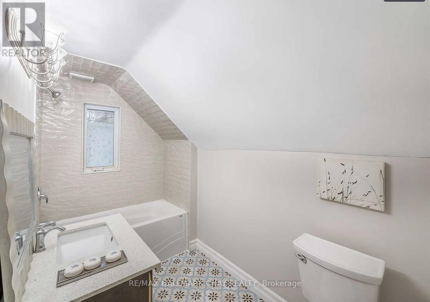 99 John Street W, Barrie, Ontario  L4N 2K7 - Photo 10 - S12188601