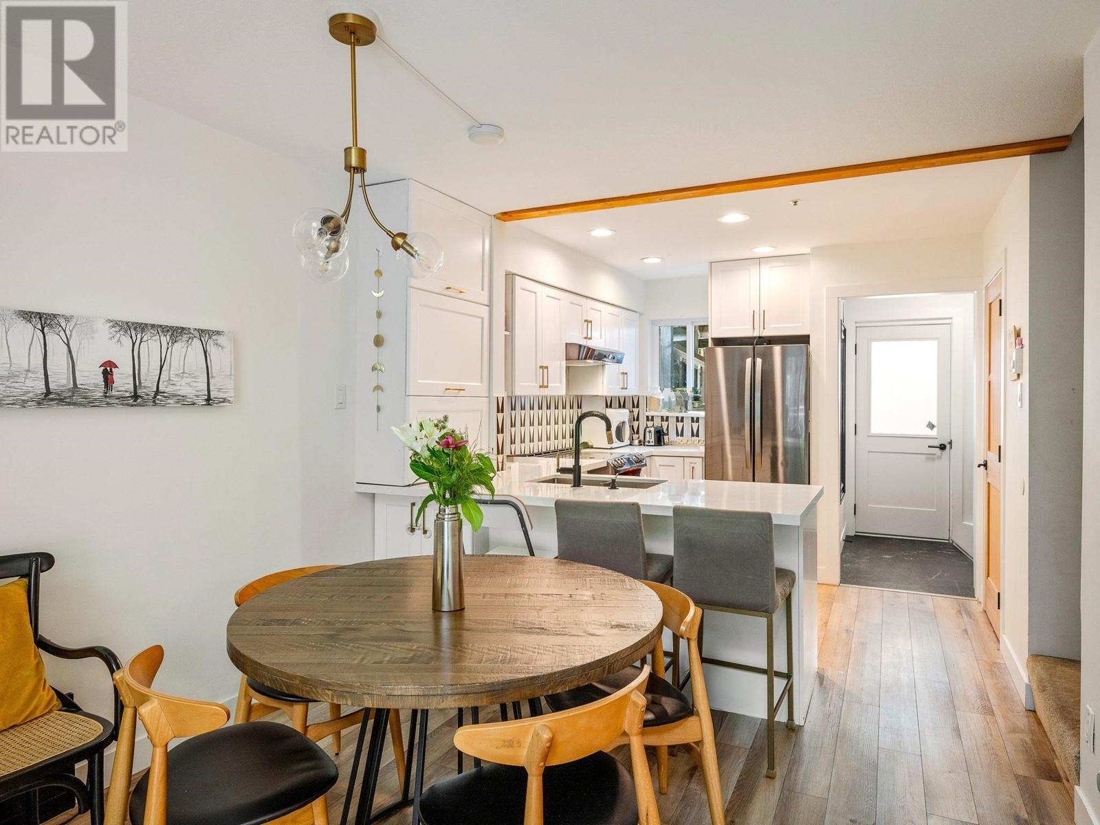 30 2211 Marmot Place, Whistler, British Columbia  V8E 0M6 - Photo 6 - R3002246