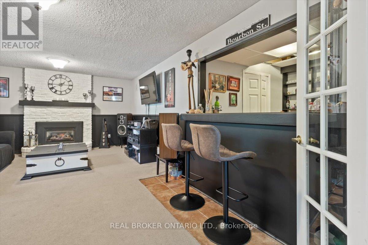 51 Southglen Road, Brantford, Ontario  N3R 6Z9 - Photo 25 - X12063332