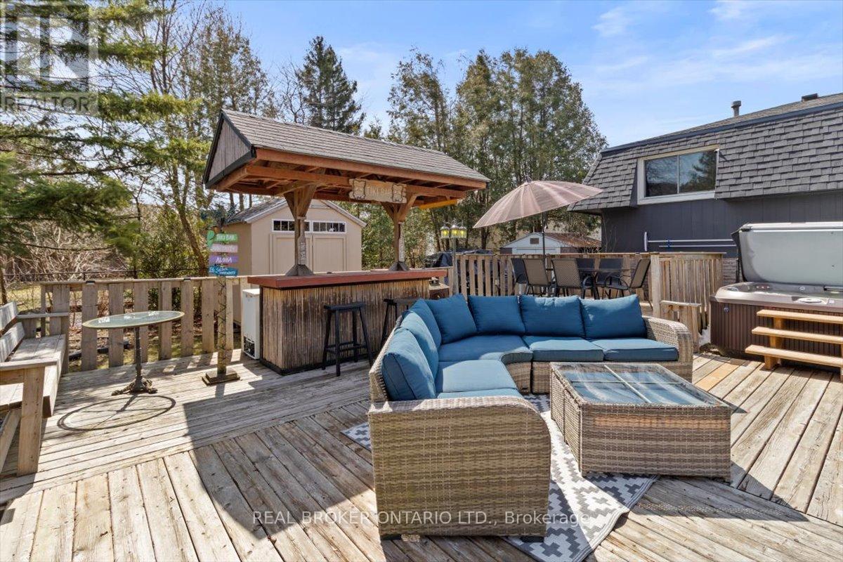 51 Southglen Road, Brantford, Ontario  N3R 6Z9 - Photo 39 - X12063332