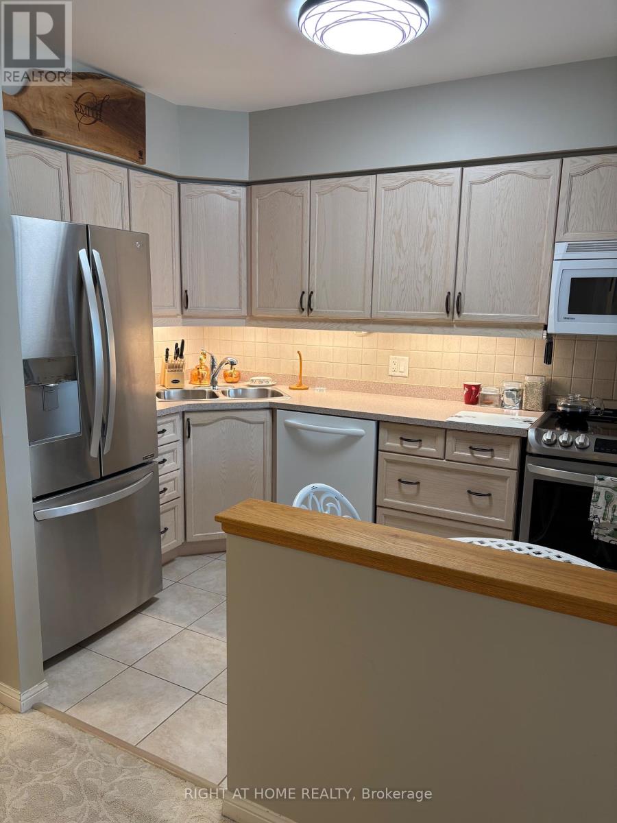 202 - 90 Dean Avenue, Barrie, Ontario  L4N 0M3 - Photo 22 - S12189653