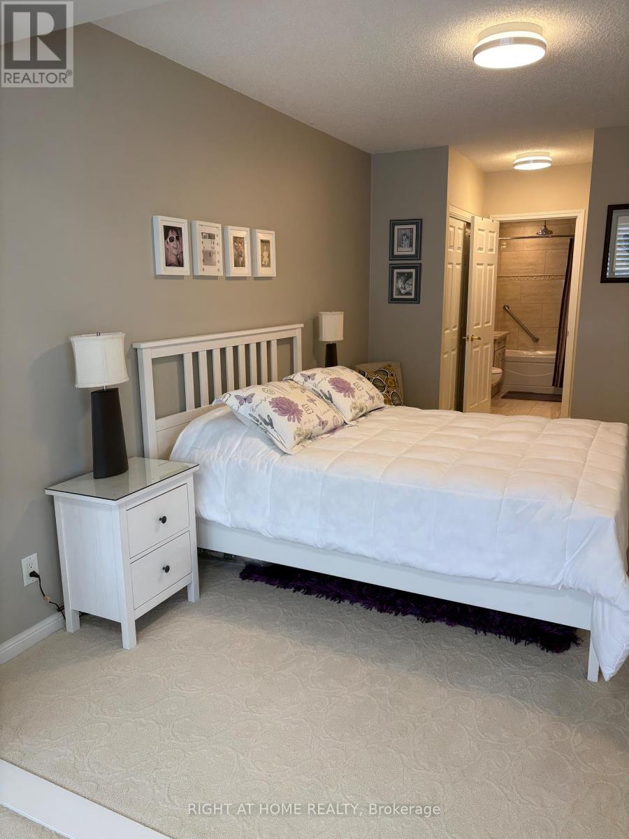 202 - 90 Dean Avenue, Barrie, Ontario  L4N 0M3 - Photo 32 - S12189653