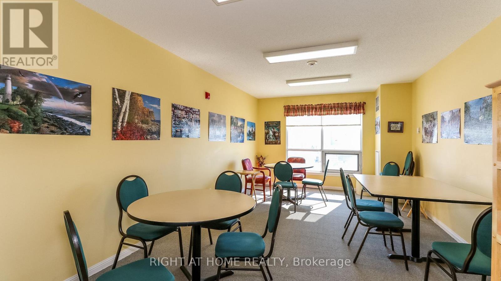 202 - 90 Dean Avenue, Barrie, Ontario  L4N 0M3 - Photo 4 - S12189653