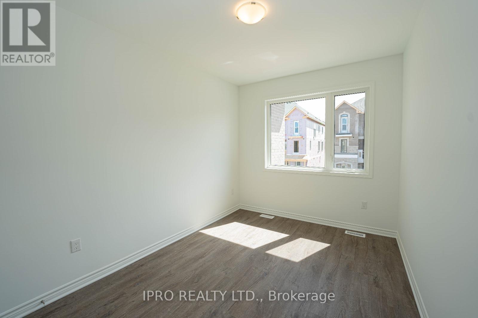 1892 Thames Circle, Milton, Ontario  L9T 6H8 - Photo 3 - W12187793