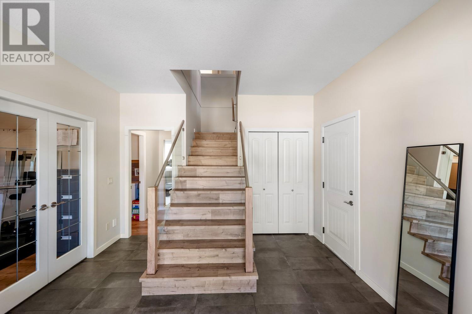 2541 Copper Ridge Drive, West Kelowna, BC V4T2X6