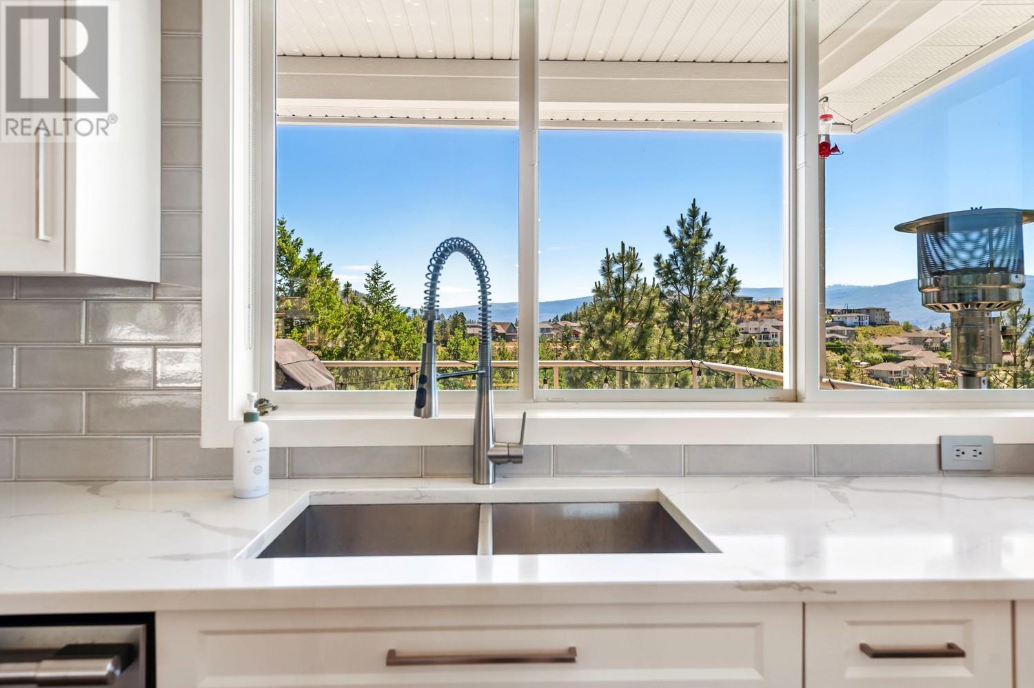 2541 Copper Ridge Drive, West Kelowna, British Columbia  V4T 2X6 - Photo 11 - 10350052