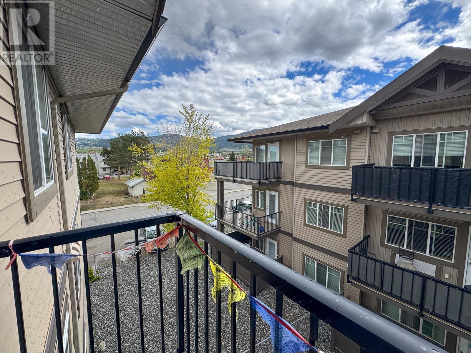 1701 MENZIES Street Unit# 305, Merritt, BC V1K1A5