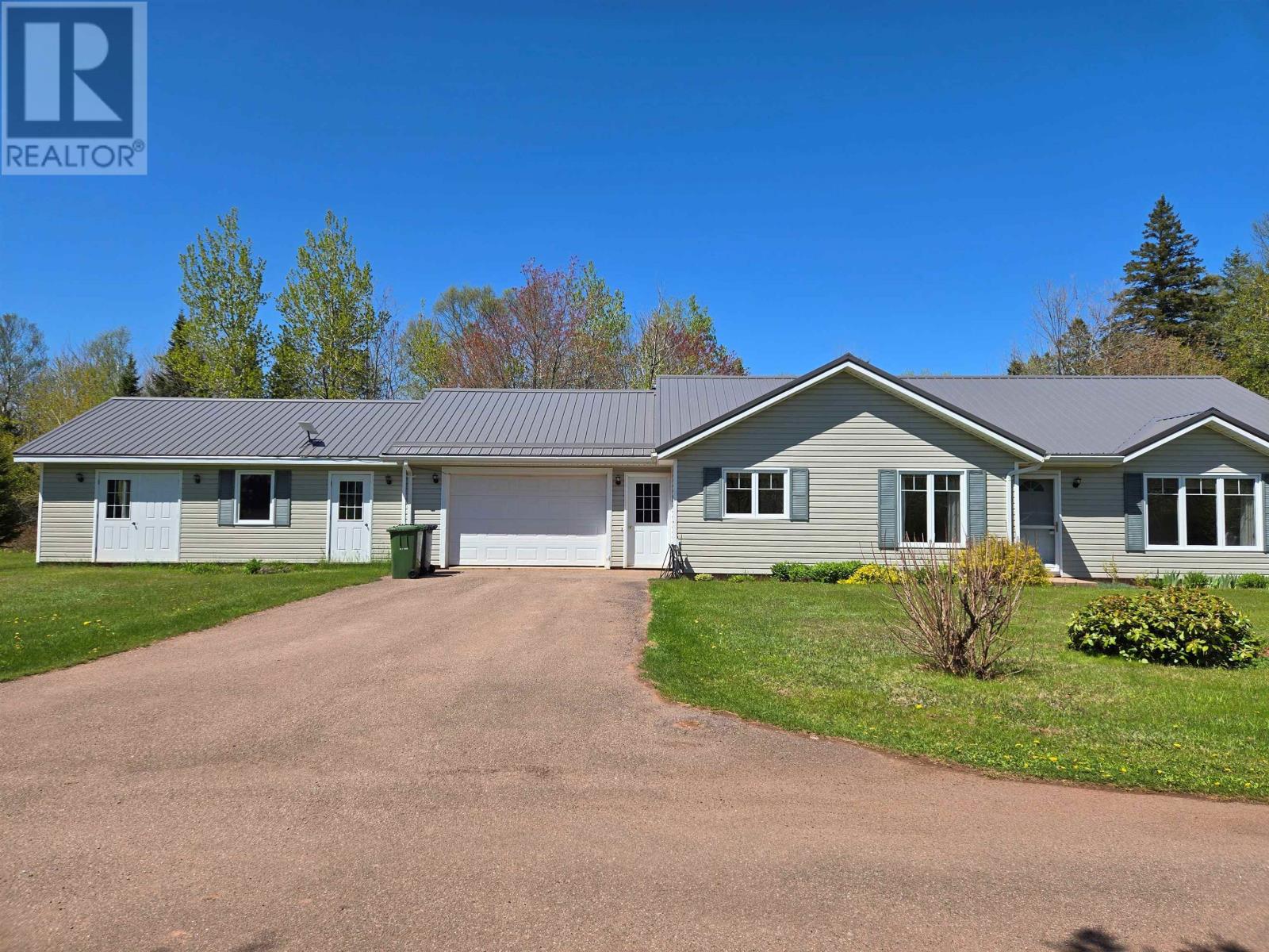 8 & 89 Duncan Lane, Kildare, Prince Edward Island  C0B 1B0 - Photo 1 - 202513158