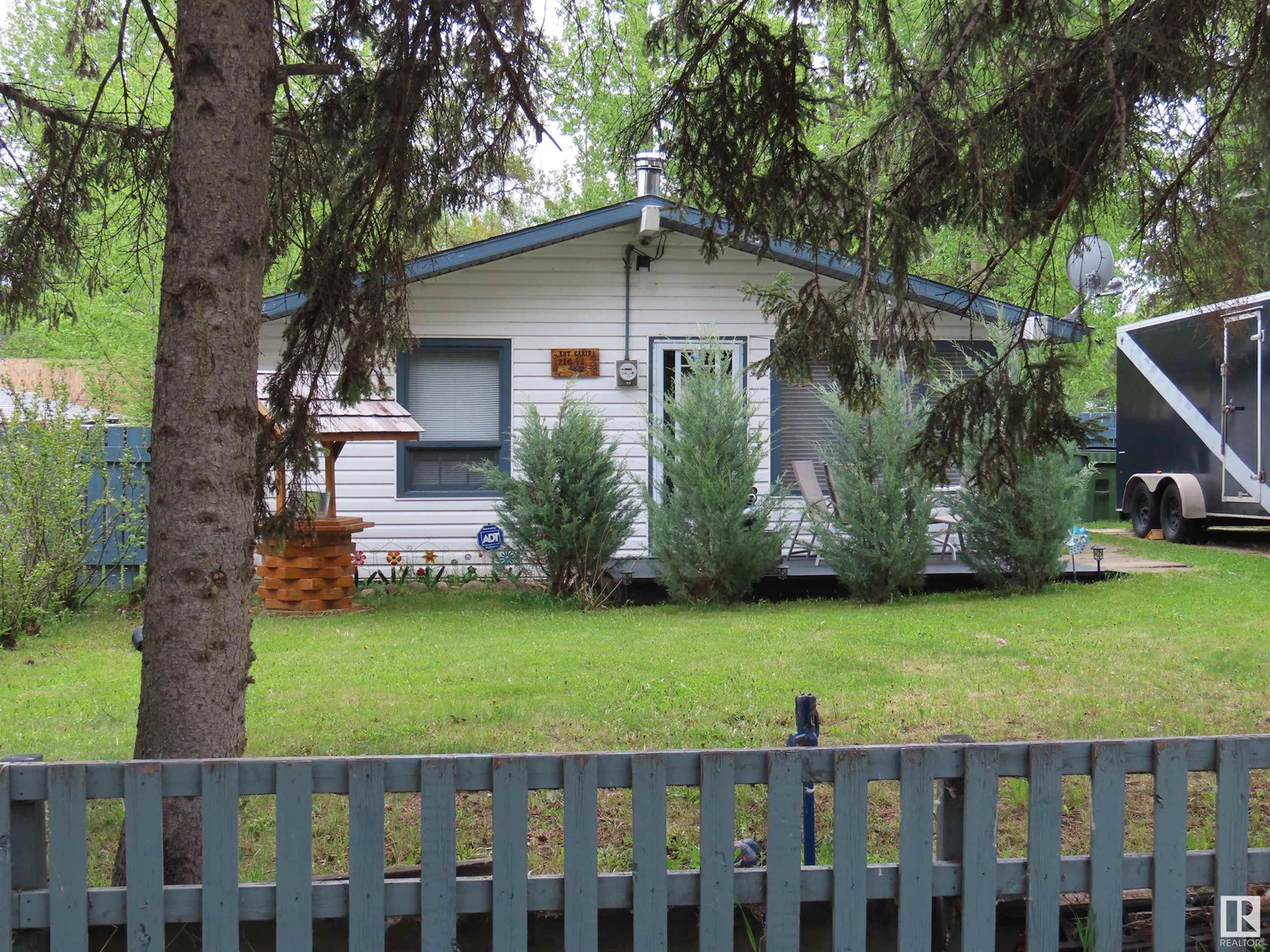 216 2nd St, Rural Lac Ste. Anne County, Alberta