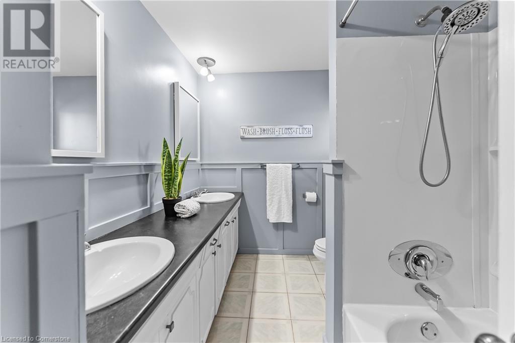 7 Saturn Court, St. Catharines, Ontario  L2M 2S9 - Photo 30 - 40735640