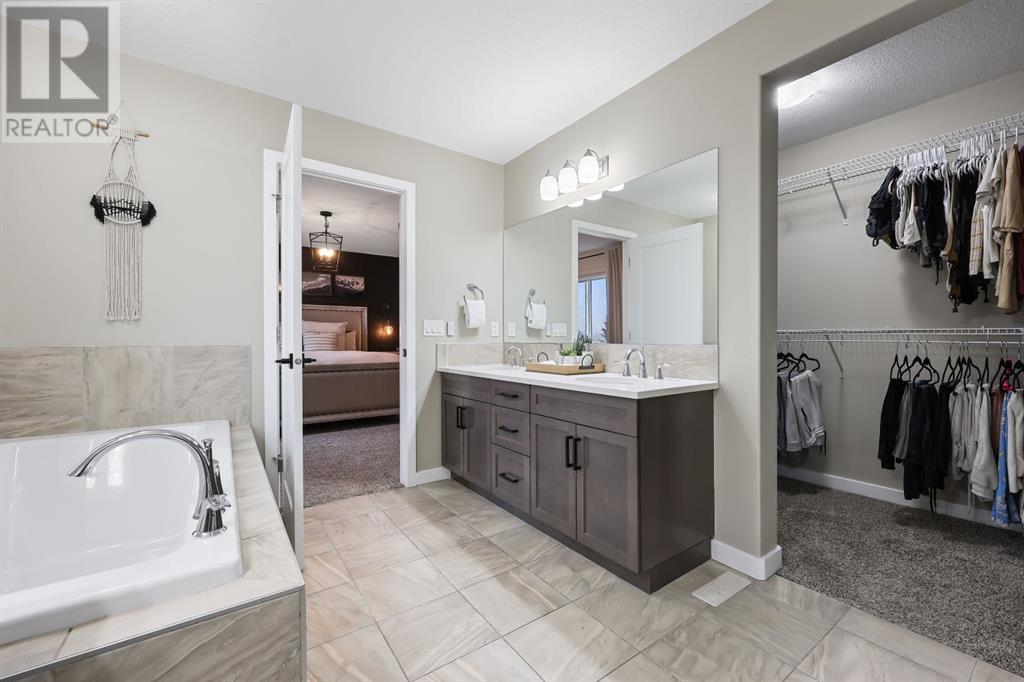 1913 Reunion Terrace, Airdrie, Alberta  T4B 3W5 - Photo 29 - A2207939