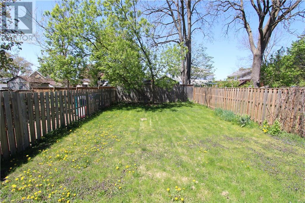 47 Richardson Street, Brantford, Ontario  N3T 1H7 - Photo 42 - 40736458