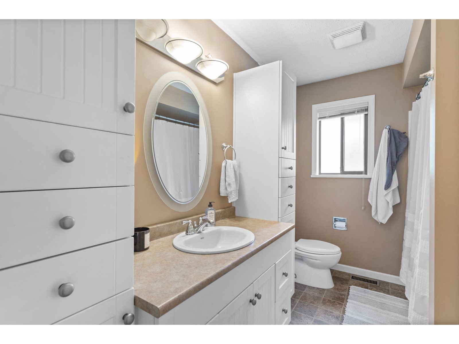 14776 60a Avenue, Surrey, British Columbia  V3S 1W1 - Photo 14 - R3008161