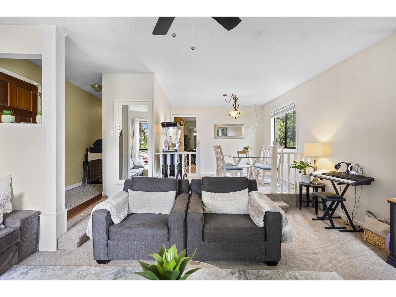 14776 60a Avenue, Surrey, British Columbia  V3S 1W1 - Photo 7 - R3008161