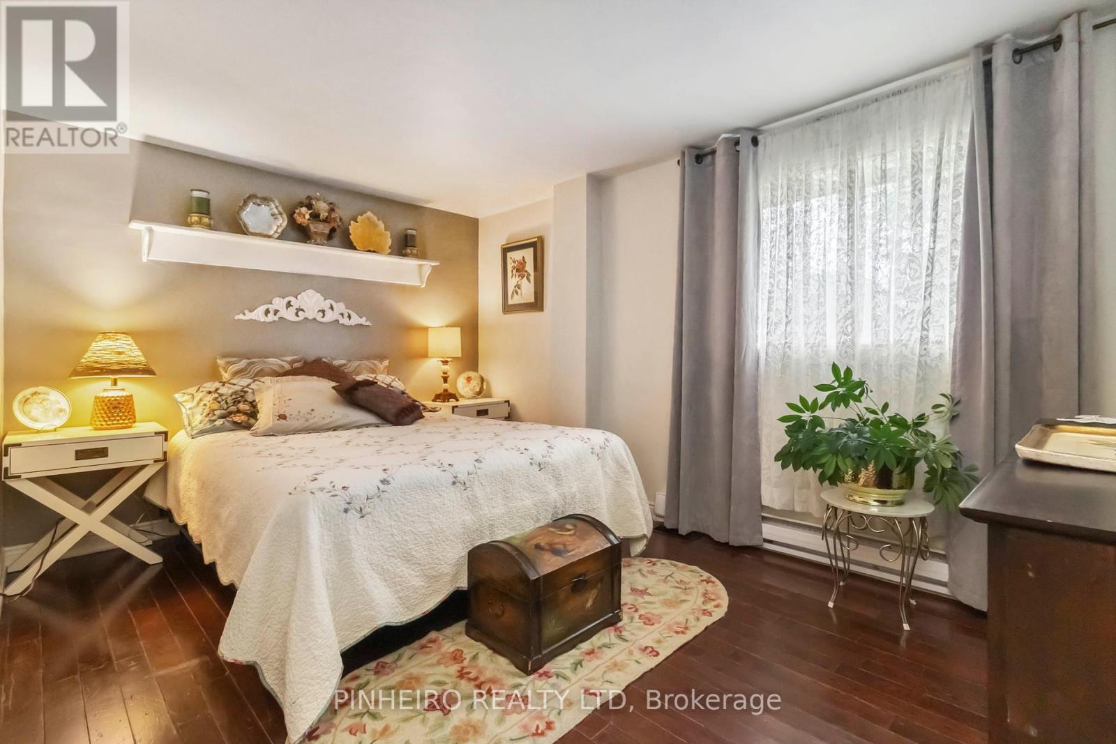 10 Mcclary Avenue, London South, Ontario  N6C 1P7 - Photo 20 - X12169486