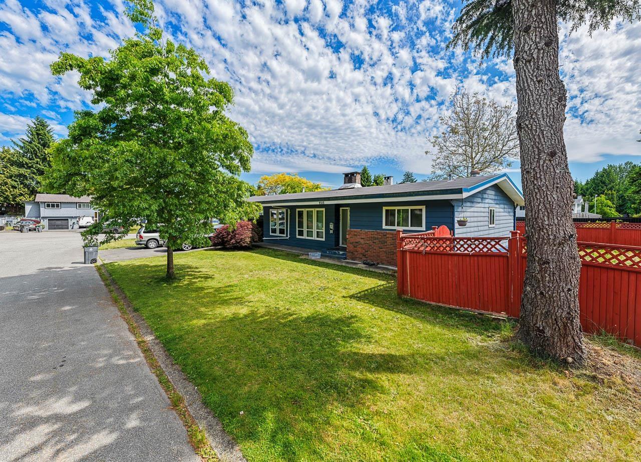 9303 Stuart Crescent, Surrey, British Columbia  V3V 1T8 - Photo 9 - R3009573