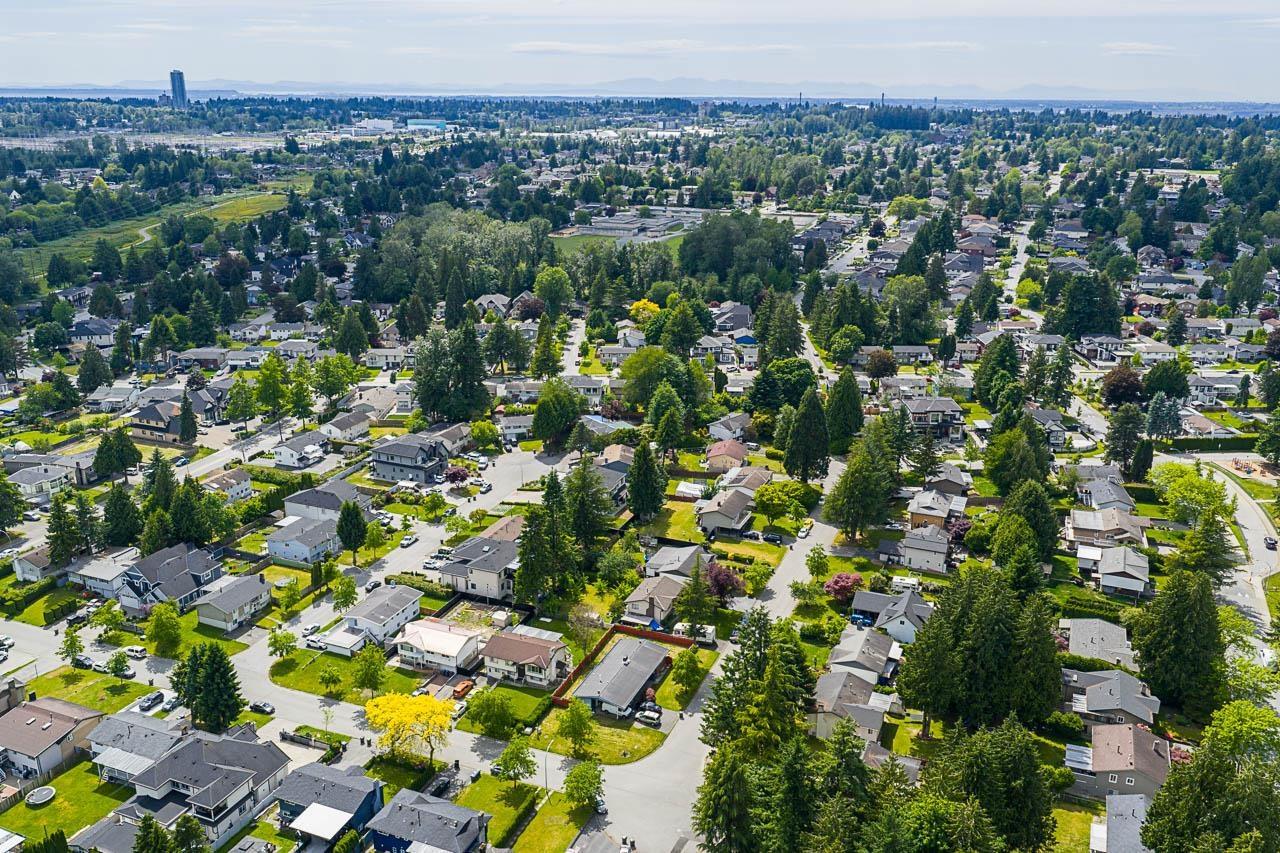 9303 Stuart Crescent, Surrey, British Columbia  V3V 1T8 - Photo 14 - R3009573