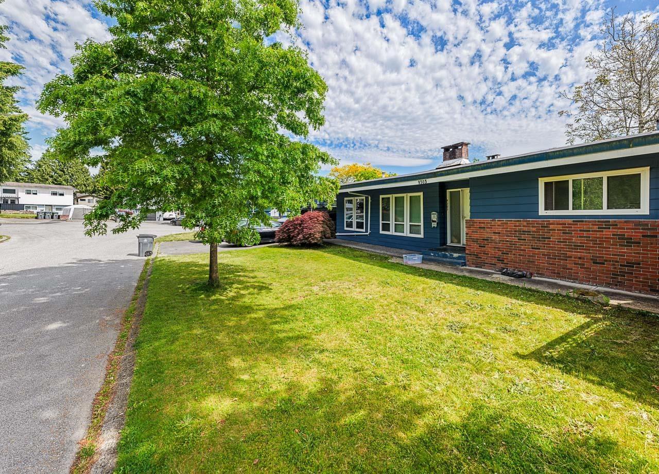 9303 Stuart Crescent, Surrey, British Columbia  V3V 1T8 - Photo 8 - R3009573