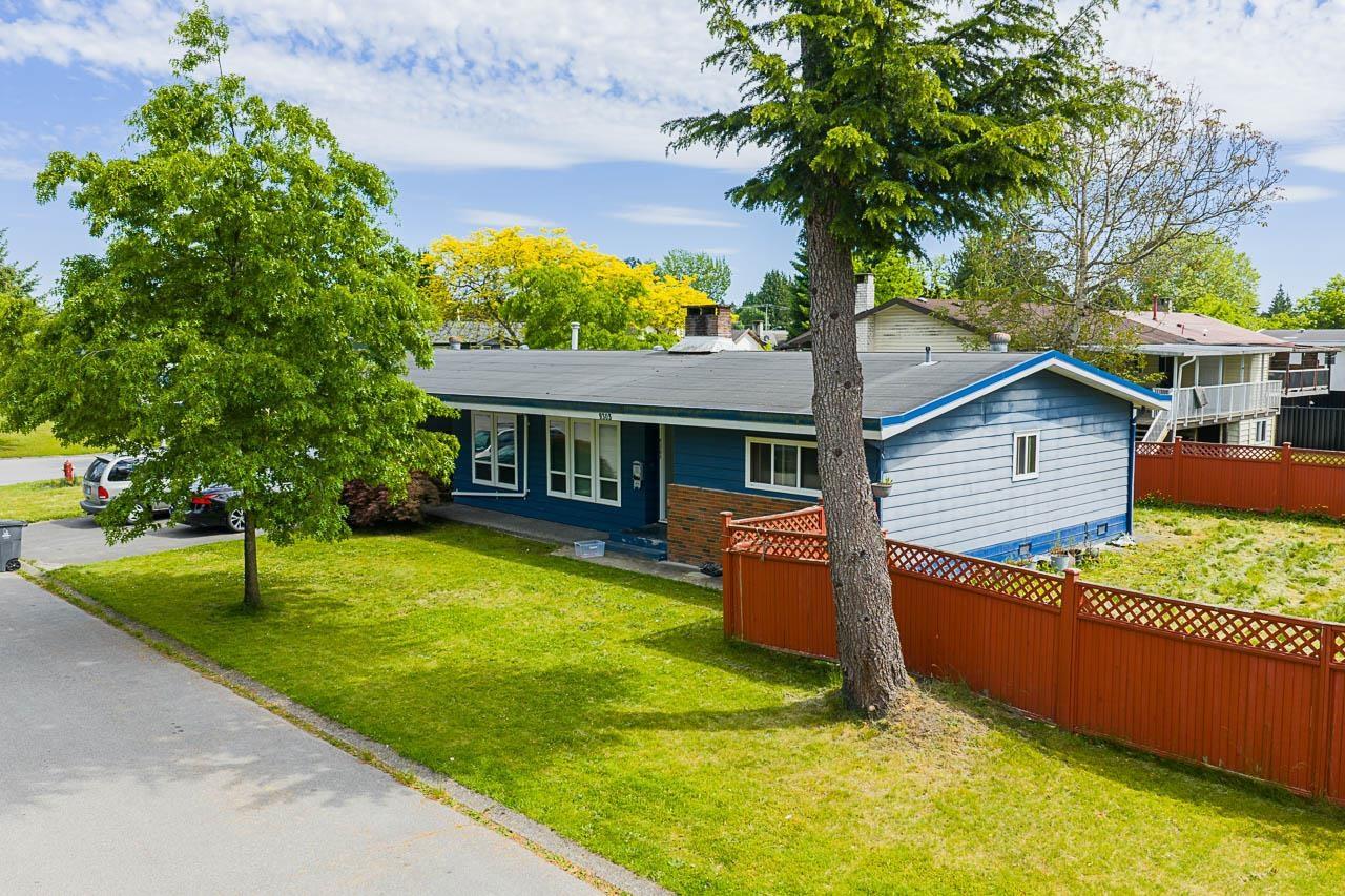 9303 Stuart Crescent, Surrey, British Columbia  V3V 1T8 - Photo 10 - R3009573