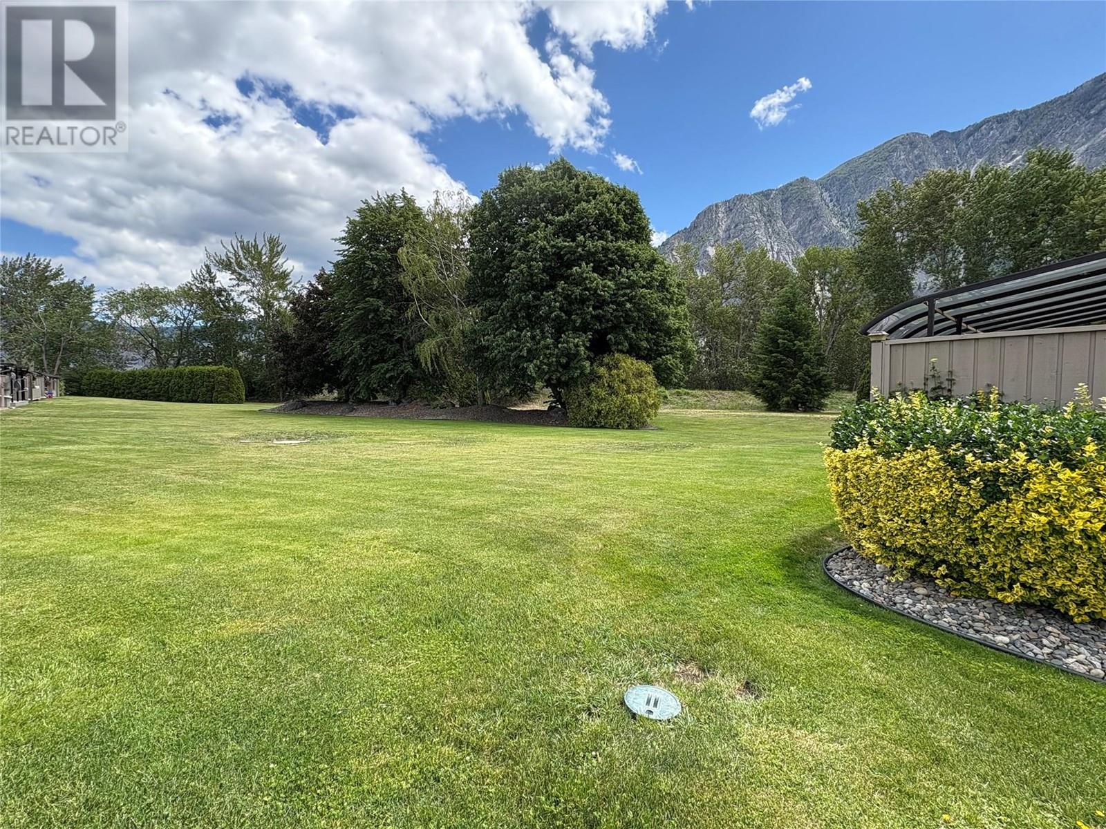 815 11th Avenue Unit# 2, Keremeos, BC V0X1N3