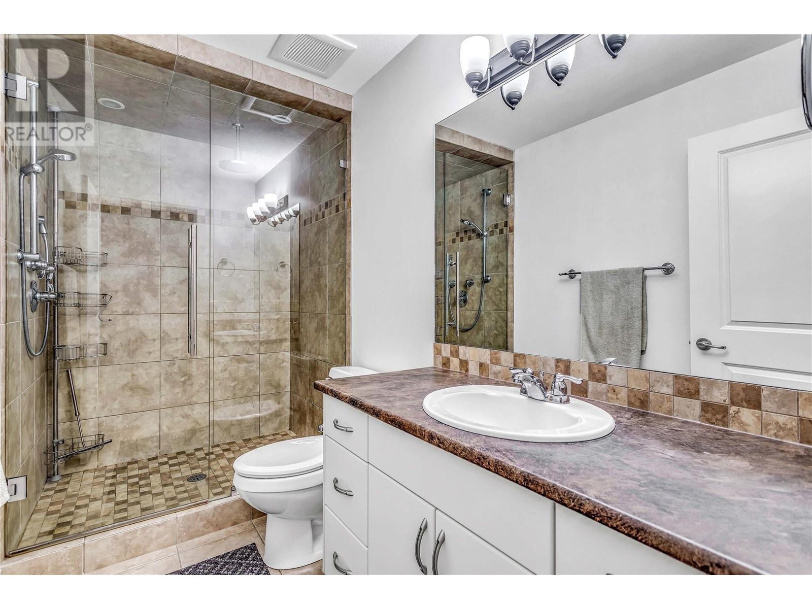 Property at 638 Long Ridge Drive image 1