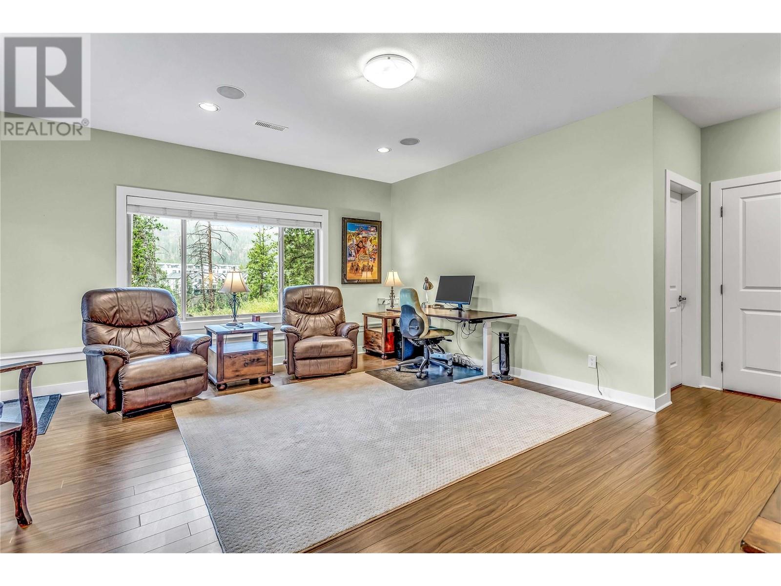 Property at 638 Long Ridge Drive image 2