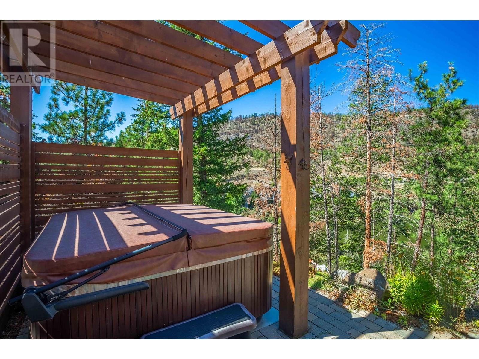 638 Long Ridge Drive, Kelowna, BC V1V2R9
