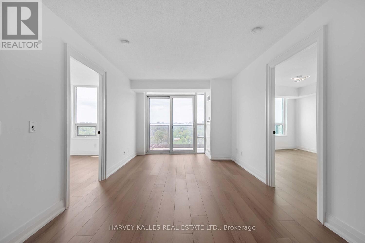 1528 - 25 Greenview Avenue, Toronto (Newtonbrook West), Ontario  M2M 0A5 - Photo 6 - C12190061