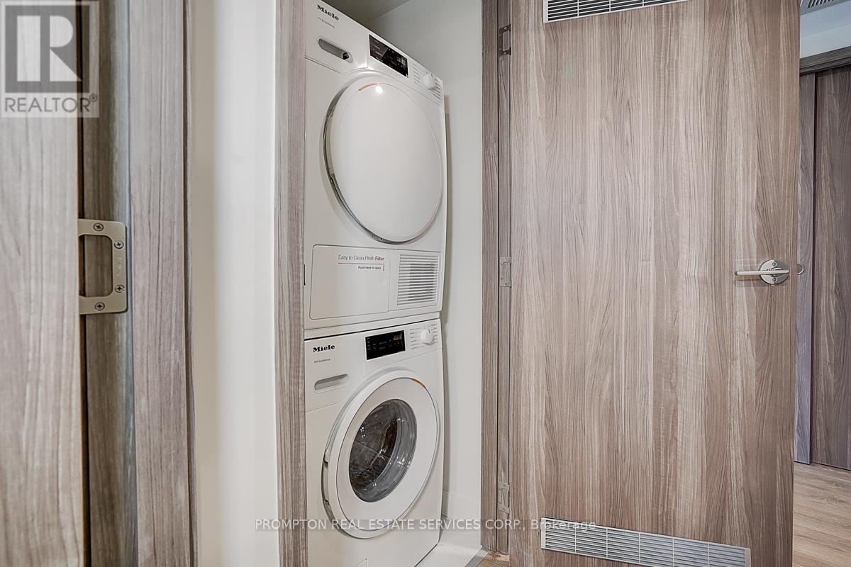 332 - 3 Concord Cityplace Way, Toronto, Ontario  M5V 0X3 - Photo 12 - C12190081