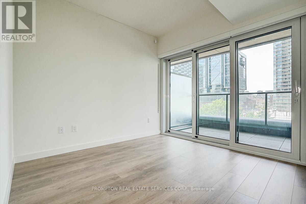 332 - 3 Concord Cityplace Way, Toronto, Ontario  M5V 0X3 - Photo 36 - C12190081